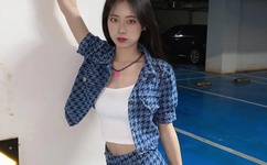 迈开腿让我看看你的草莓汁